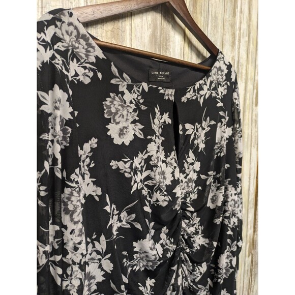 Lane Bryant Black White Floral Ruched Long Sleeve Mesh Top Keyhole Sz 22/25 NWT - Picture 3 of 11